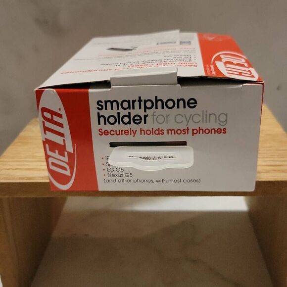 Delta Smart Phone Holder For Cycling, Fits iPhone 6/7, Samsung S7 & Earlier - Picture 6 of 6